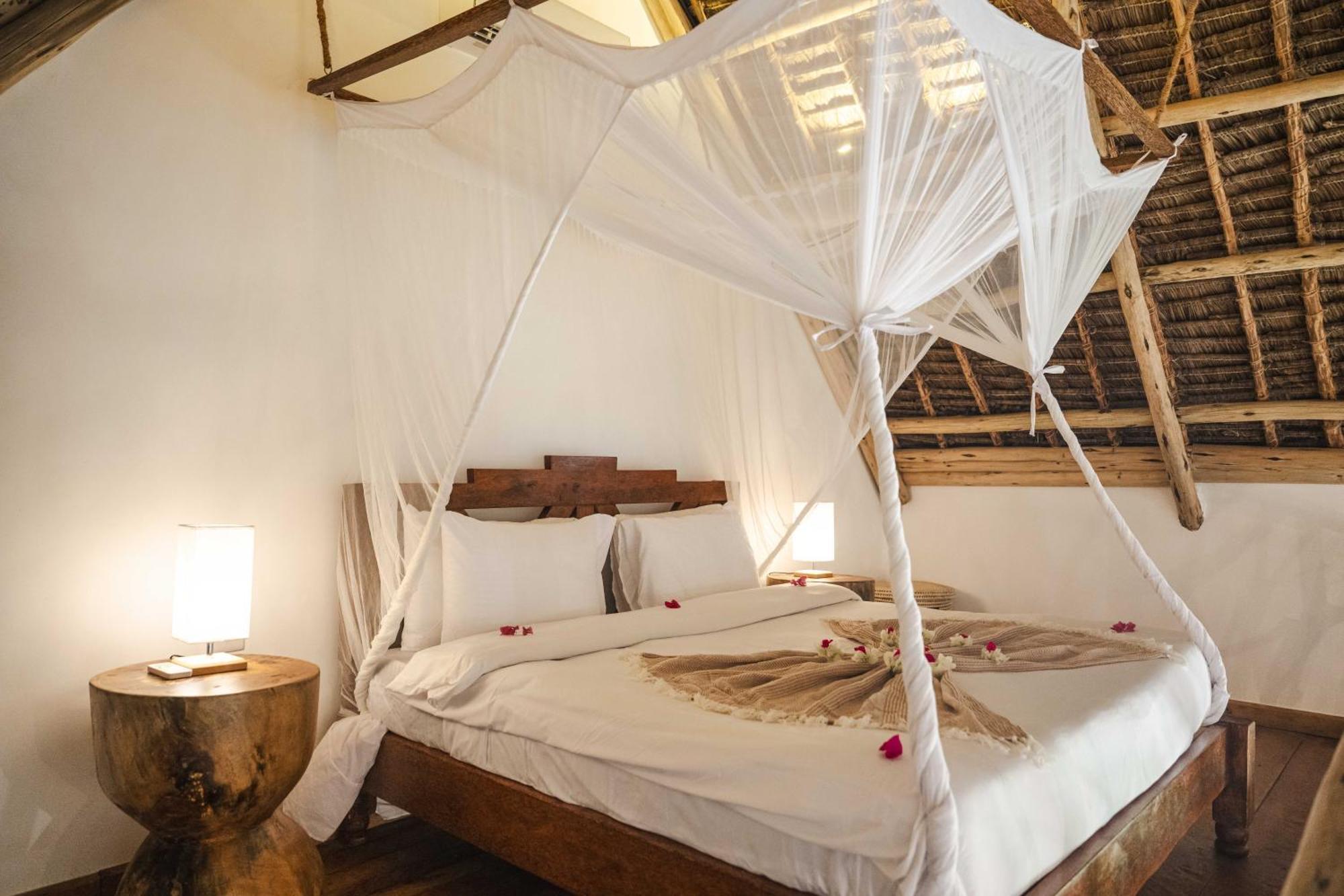 Mala Boutique Hotel Bwejuu Exteriör bild
